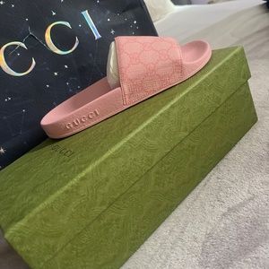 Gucci slides